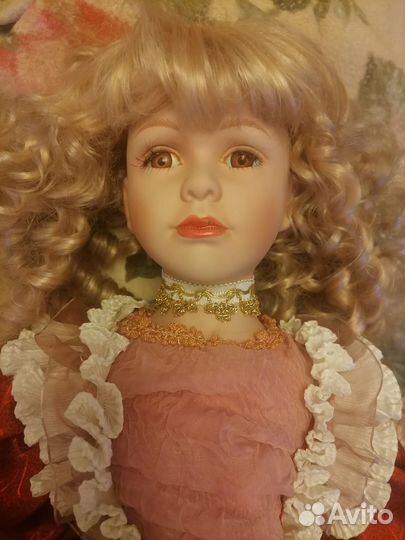Кукла фарфоровая коллекционная большая