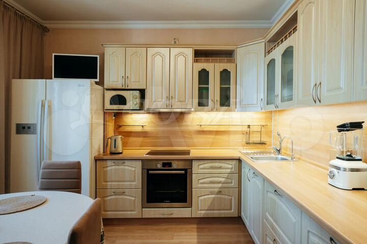 3-к. квартира, 93 м², 10/14 эт.