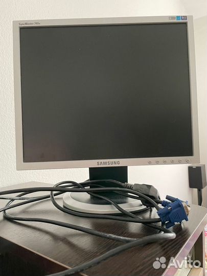 Монитор Samsung