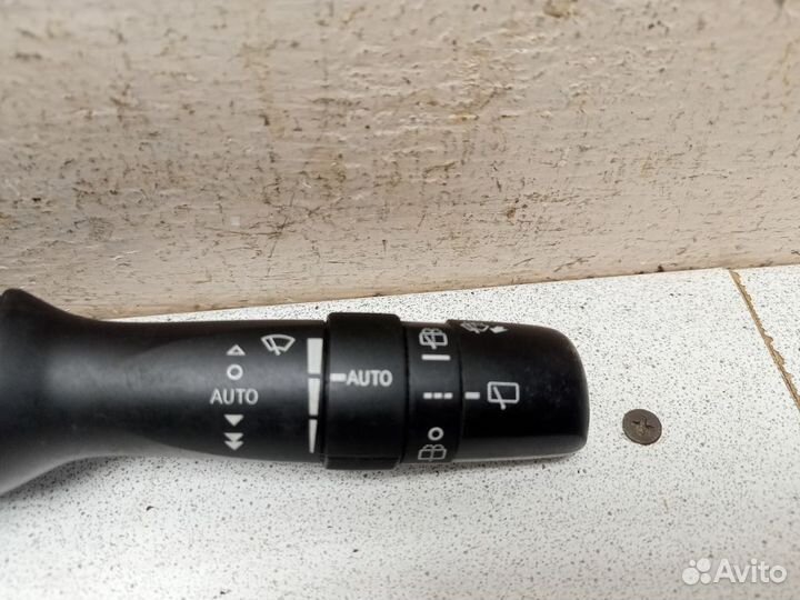 Переключатель стеклоочистителей подрулевой
