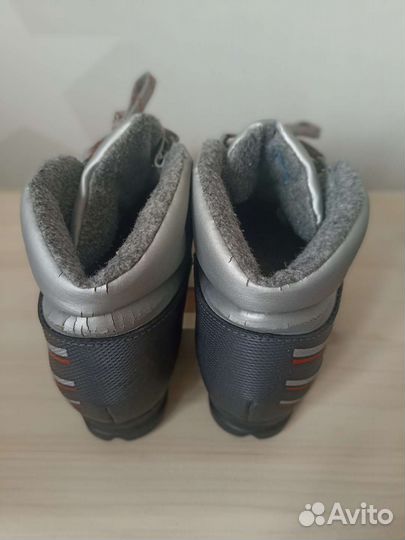 Лыжные ботинки 38 размер