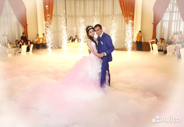 Аренда генератора тяжёлого дыма на свадьбу