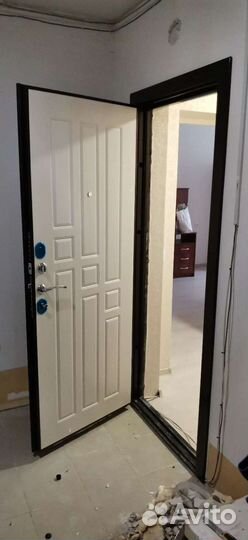 Установка входных металлических дверей