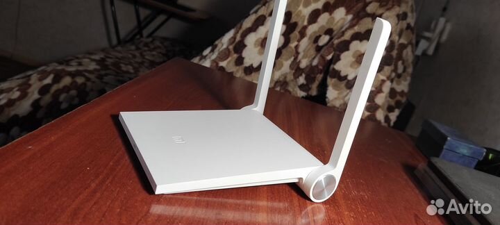 Продам Wi-Fi роутер Xiaomi Mini