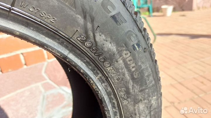 Bridgestone Ice Cruiser 7000S 205/60 R16 92T