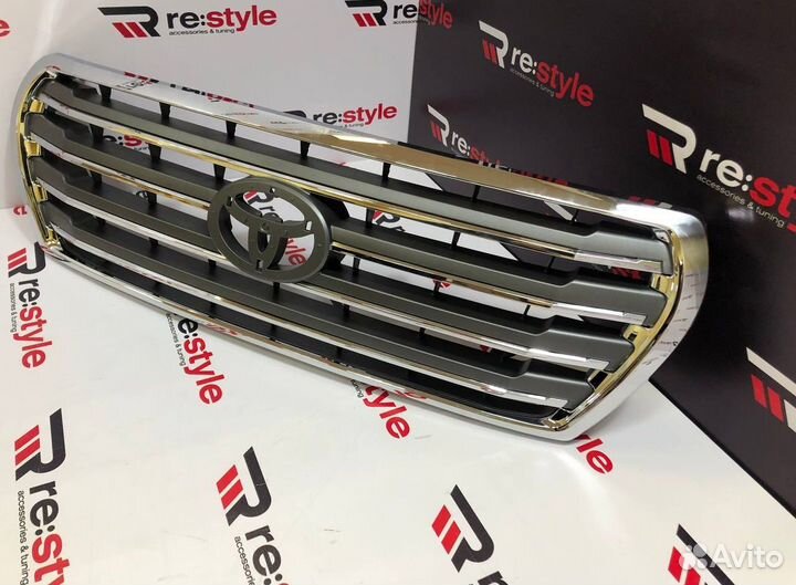 Решетка радиатора Toyota Land Cruiser 200 2м N472