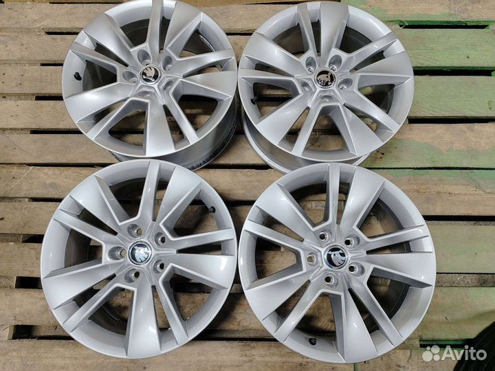Skoda Octavia оригинал новые R17