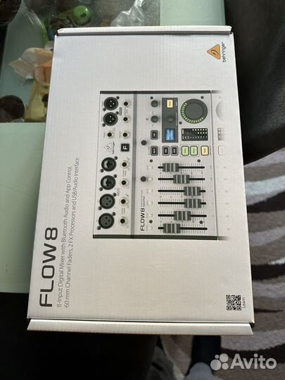 Цифровой микшерный пульт behringer flow 8