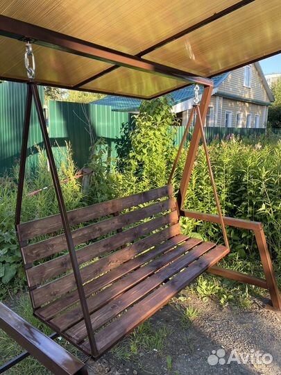 Садовые качели новые