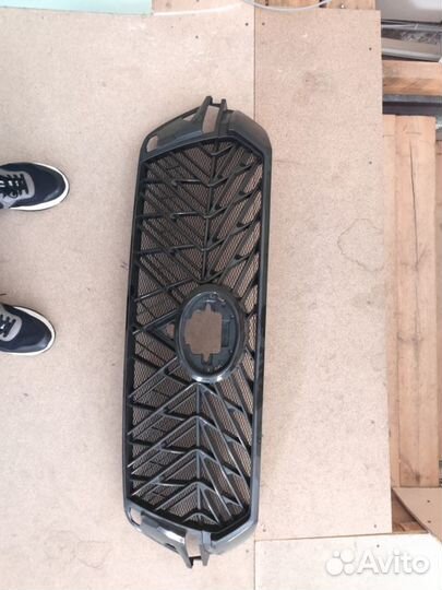 Решётка радиатора Land Cruiser 200 2016 год