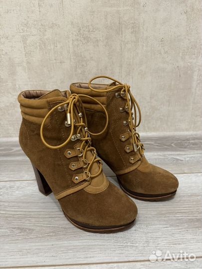 Ботильоны uterque