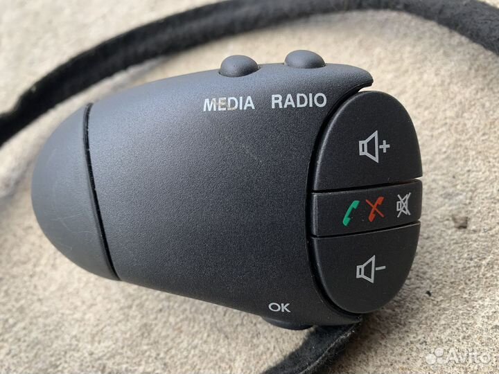 Переключатель управления магнитолой Renault Duster