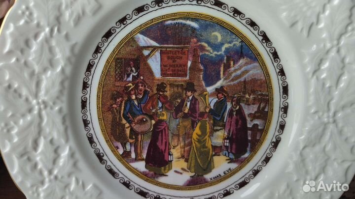 Тарелка декоративная coalport Christmas 1976