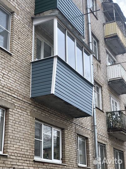 Остекление балконов под ключ