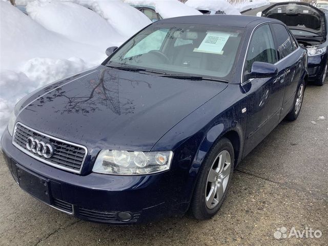 Стекло собачника пара Audi A4 B6 BDV - 2