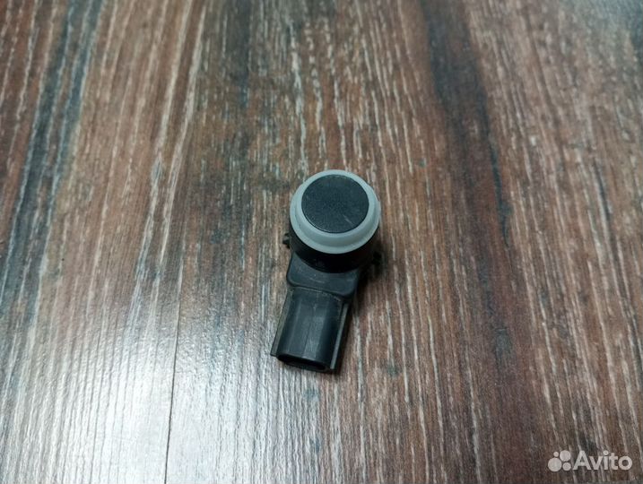 Датчик парковки Opel Cevrolet 13326235