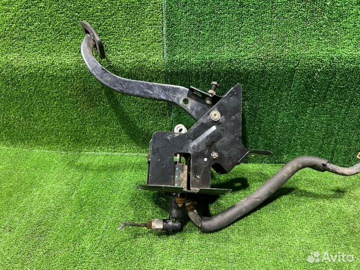 Педаль сцепления Chery Bonus /A13 хэтчбек 1 2013