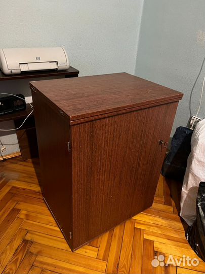 Швейная машина Чайка 143