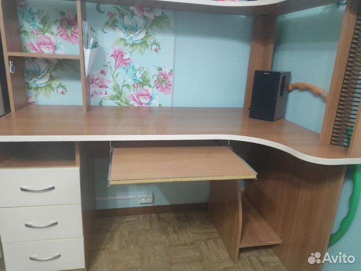 Компьютерный стол бу