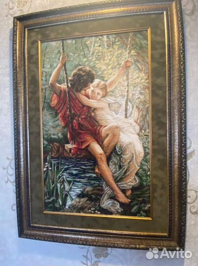 Вышитая крестиком картина ручной работы в рамке