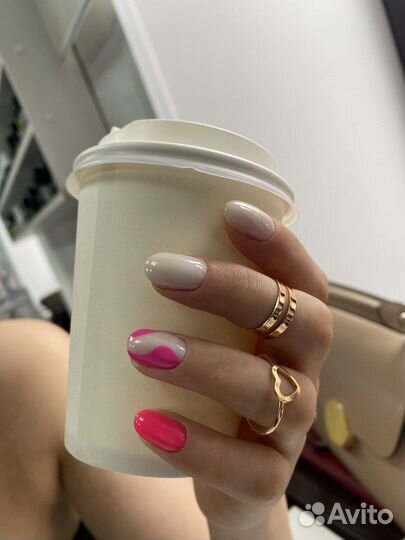 Маникюр с покрытием гель-лак