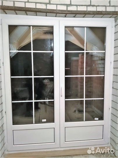 Дверь из пвх входная