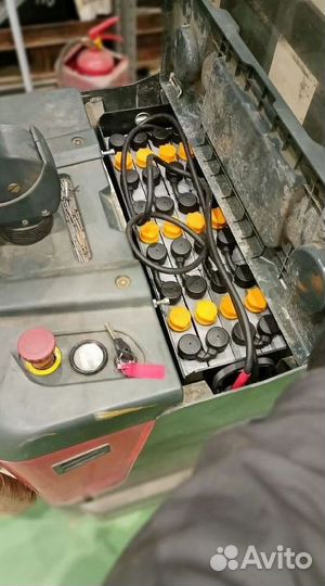 Тяговый аккумулятор для складской техники. Доставка