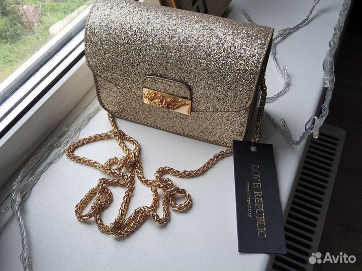Клатч женский золотой