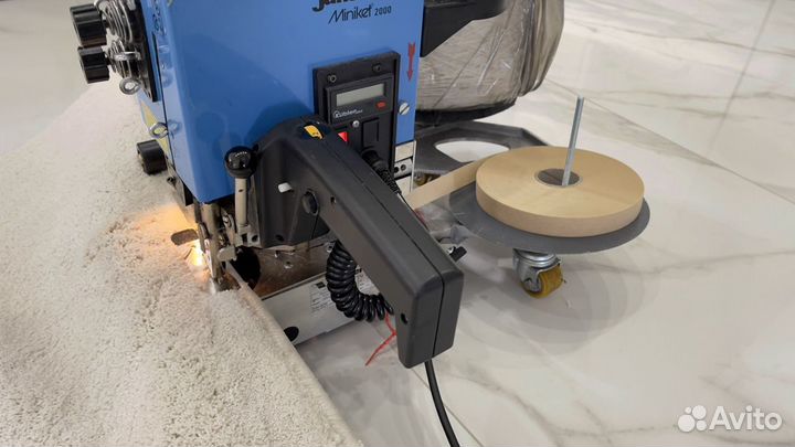 Оверлок ковролина, ковров. Сварка. Монтаж. Укладка