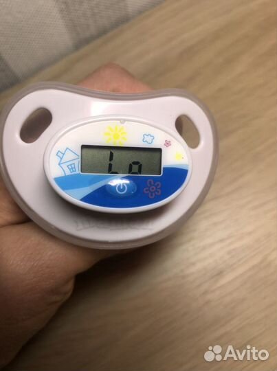 Пустышка-термометр mamas новая