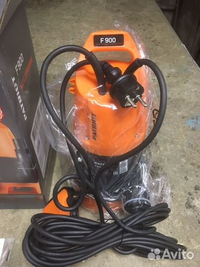 Насос дренажный новый