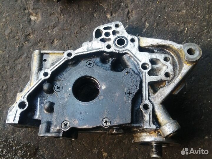 Масляный насос Mitsubishi Lancer 9, 4G18