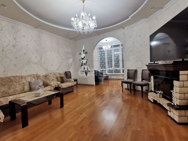 4-к. квартира, 145 м², 7/11 эт.