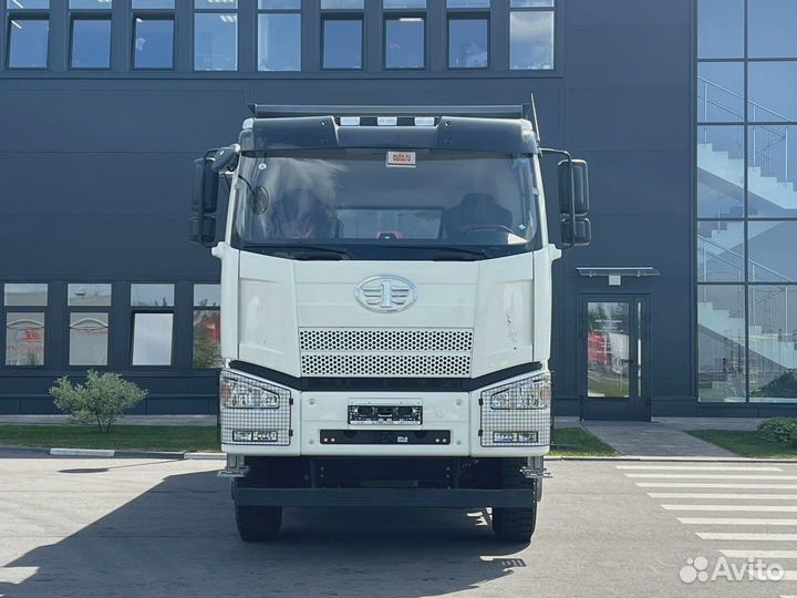 FAW CA3250P66K24T1E5, 2023