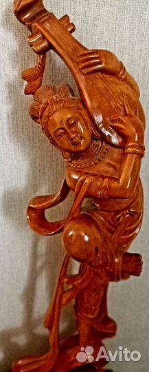 Статуэтка китайская деревянная
