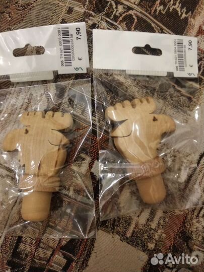 Пробки для бутылок. Дерево и стекло