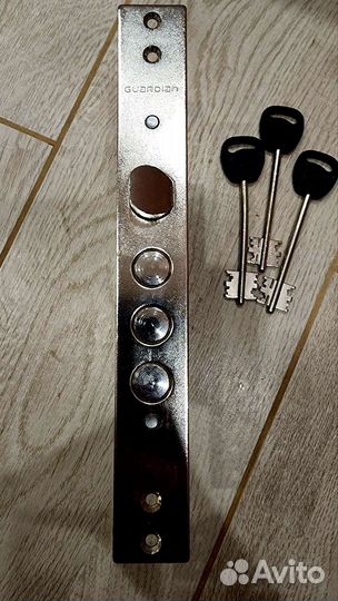 Дверной замок Гардиан