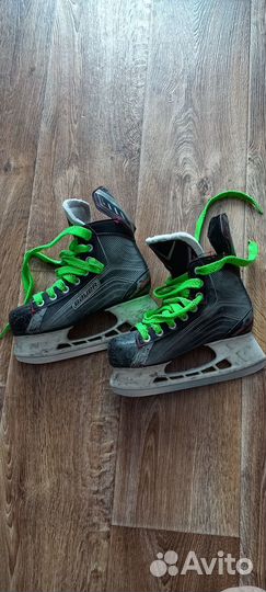 Хоккейные коньки bauer vapor x200