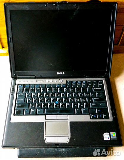 Ноутбук Dell Latitude D620 com-порт