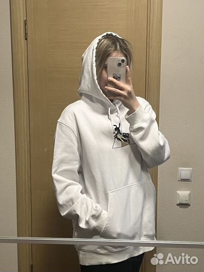 Худи белое с вышивкой Девочка-зайка из аниме