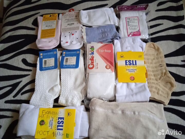Новые чулочно-носочные изделия для девочек пакетом
