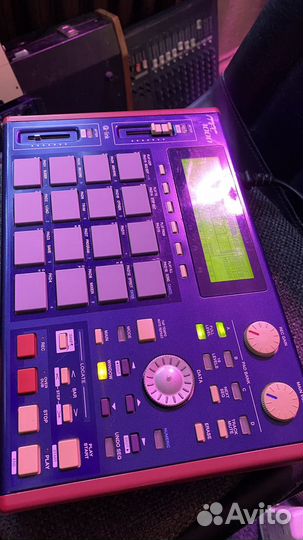 Akai mpc 1000
