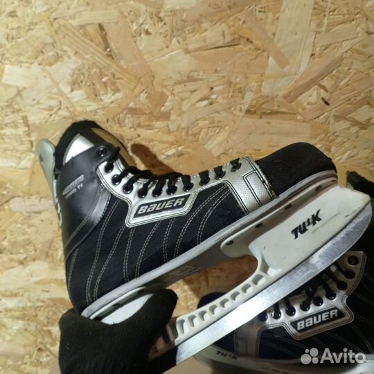 Хоккейные коньки bauer supreme(45-46 )