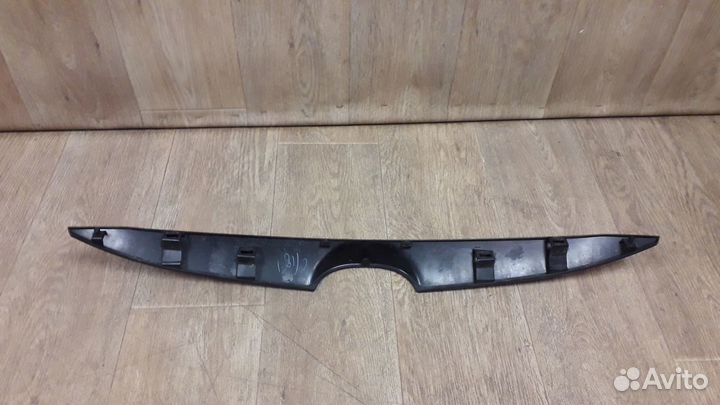 Молдинг решетки радиатора Mazda CX5 2014