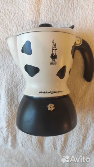Гейзерная кофеварка Bialetti Mukka Express