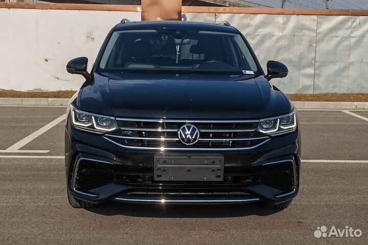 Volkswagen Tiguan 2.0 AMT, 2022, 32 000 км