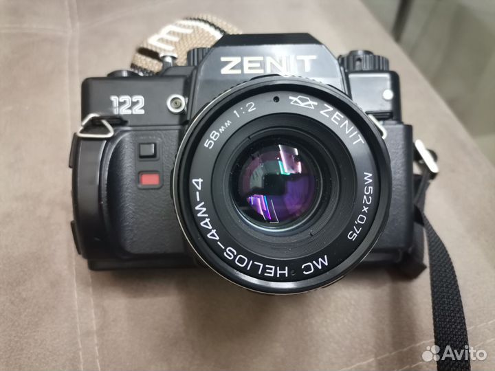 Пленочный фотоаппарат Зенит 122