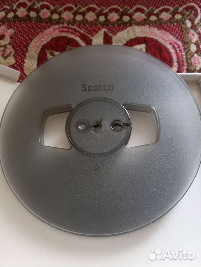 Катушки магнитофонные 27 см, километровки