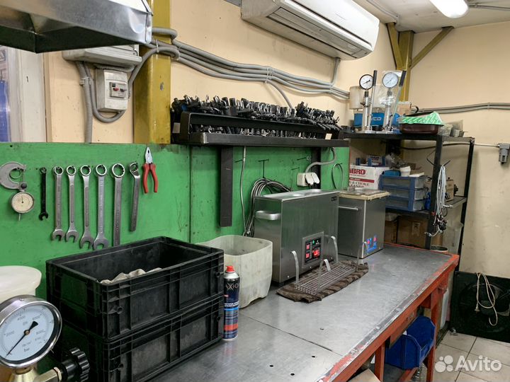 Топливная форсунка Volvo 0445110298