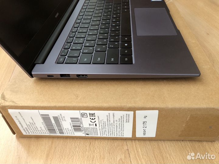 Huawei matebook d14
